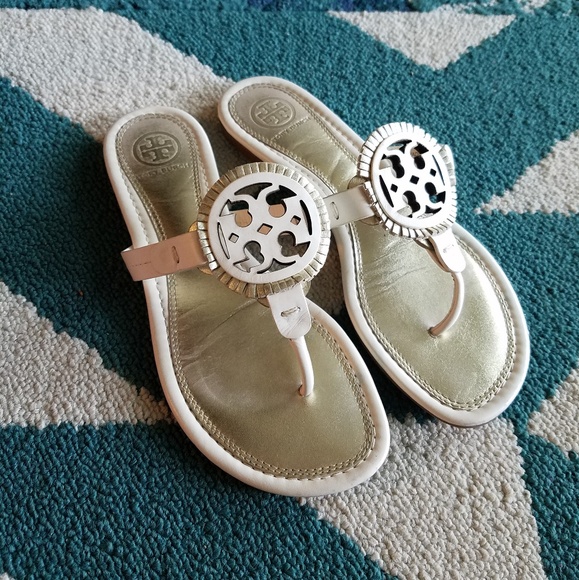 》SOLD《{Tory Burch} Spark Gold Fringe Miller - Picture 2 of 8